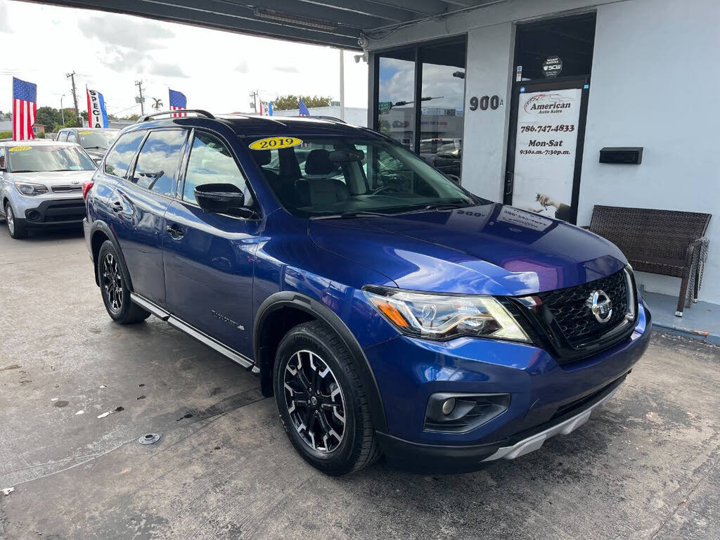2019 Nissan Pathfinder SL 4WD