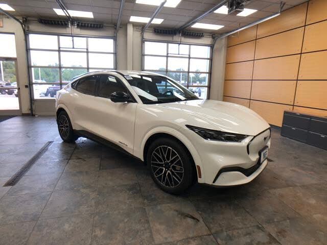 2025 Ford Mustang Mach-E Premium AWD