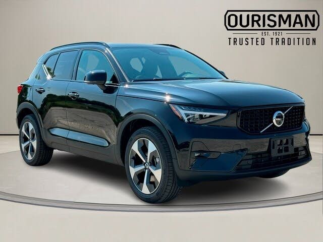 2026 Volvo XC40 B5 Plus AWD