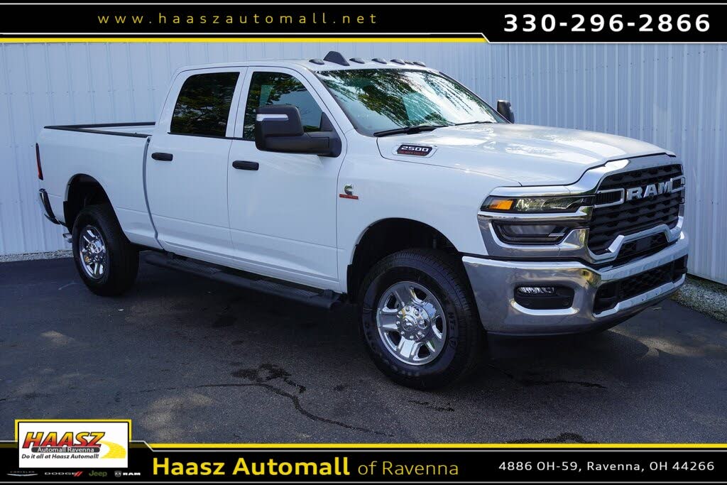 2025 RAM 2500 Tradesman Crew Cab 4WD