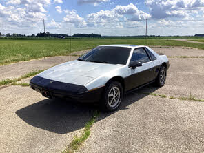 Pontiac Fiero SE or Indy
