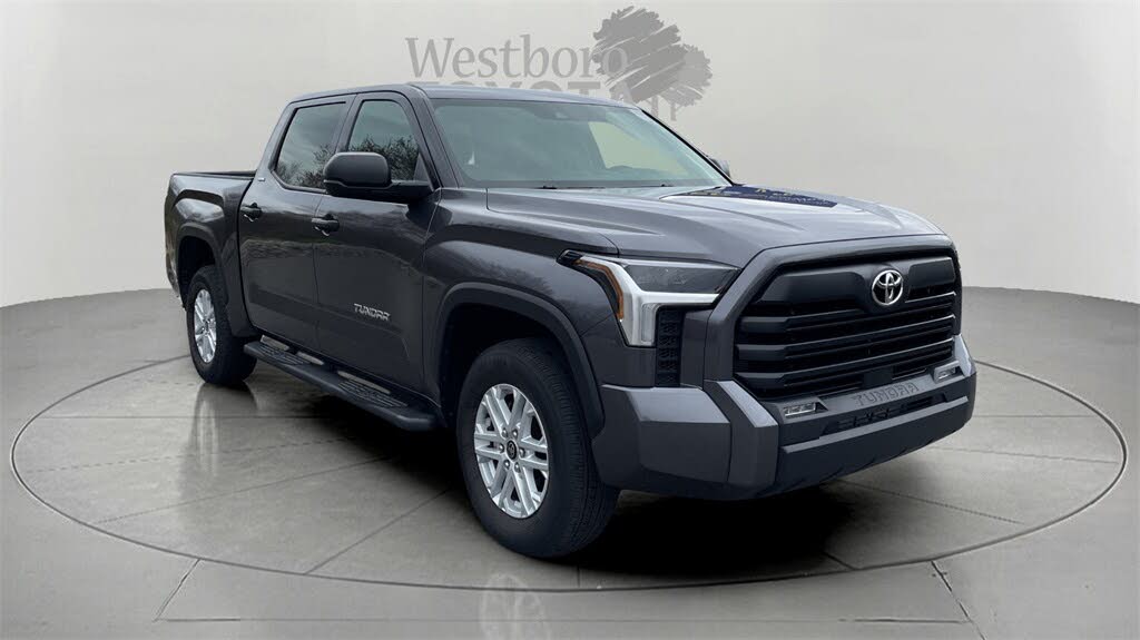 2022 Toyota Tundra SR5 CrewMax Cab 4WD
