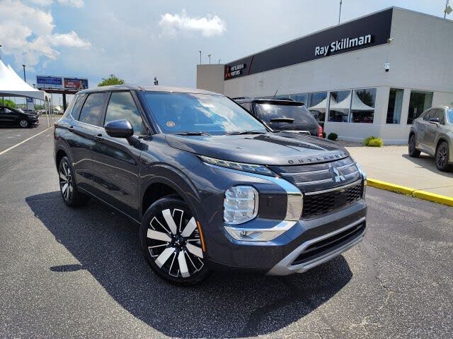 2025 Mitsubishi Outlander SE FWD