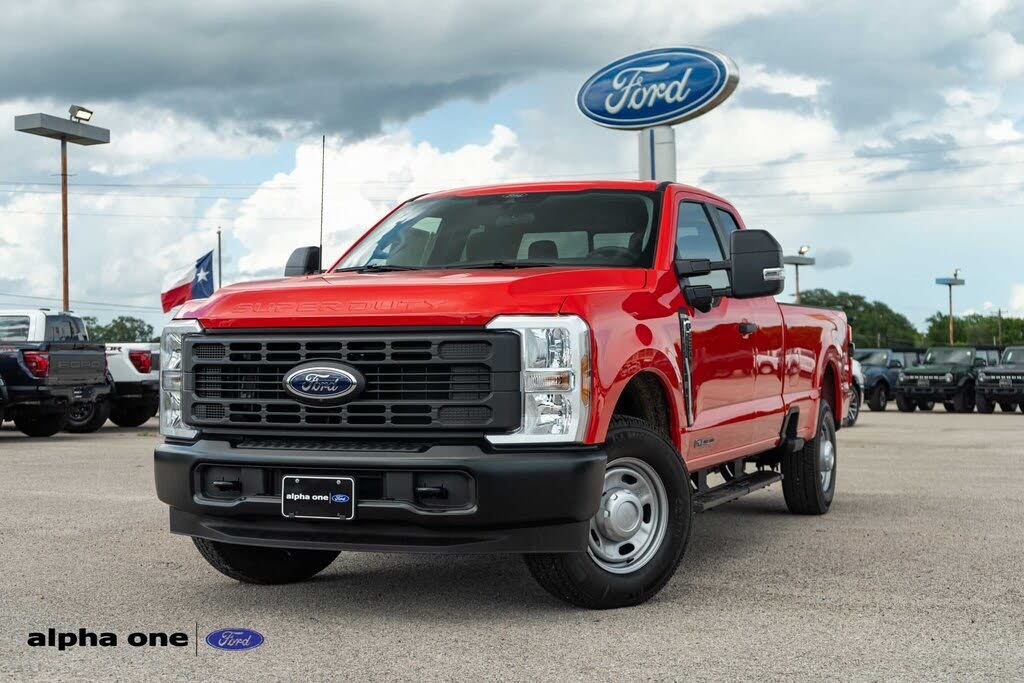 2025 Ford F-250 Super Duty XL SuperCab LB RWD
