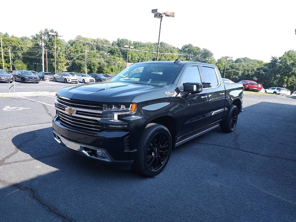 2022 Chevrolet Silverado 1500 High Country Crew Cab 4WD