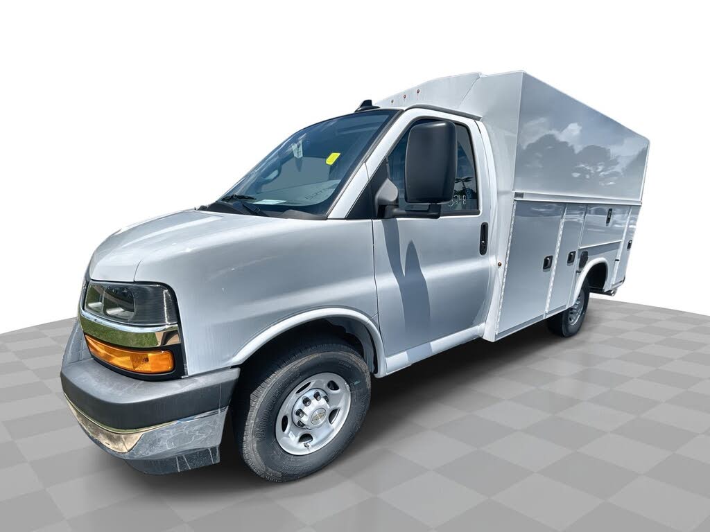 2024 Chevrolet Express Chassis 3500 Cutaway 139