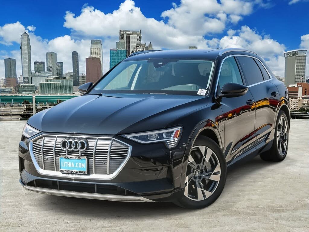 2022 Audi e-tron Premium quattro AWD