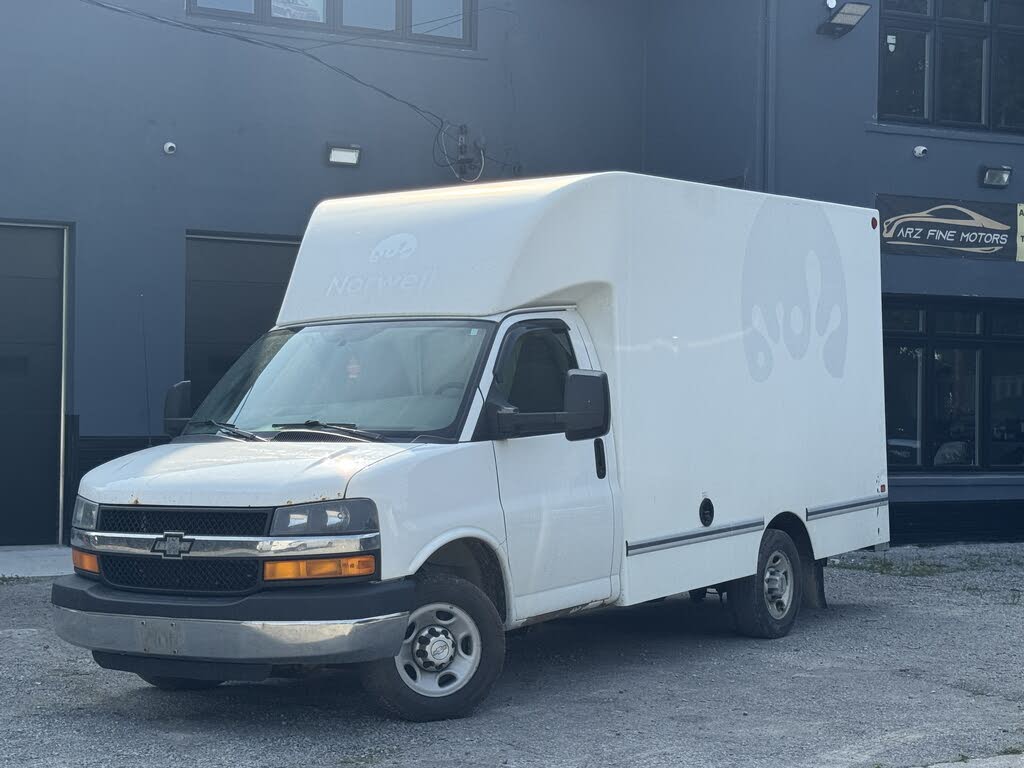 2016 Chevrolet Express Chassis 3500 139 Cutaway with 1WT RWD