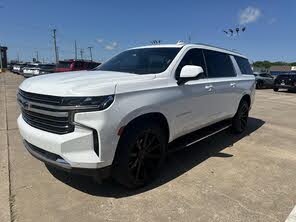 Chevrolet Suburban LT RWD