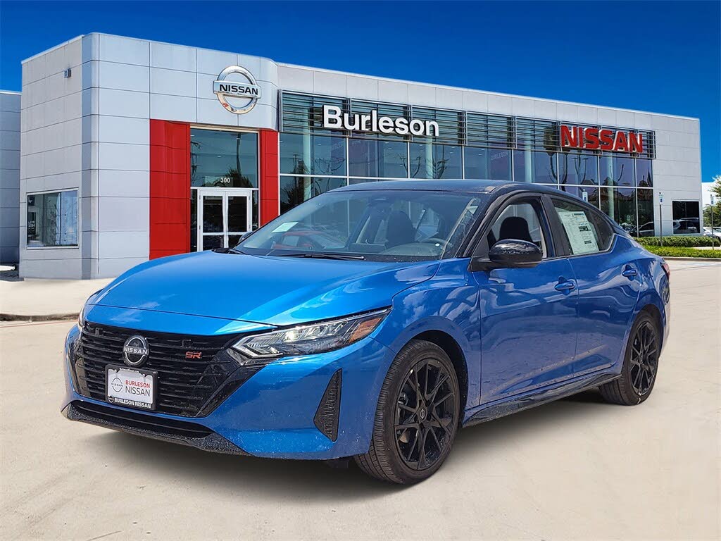 2025 Nissan Sentra SR FWD