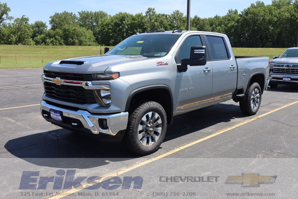 2025 Chevrolet Silverado 3500HD LT Crew Cab 4WD