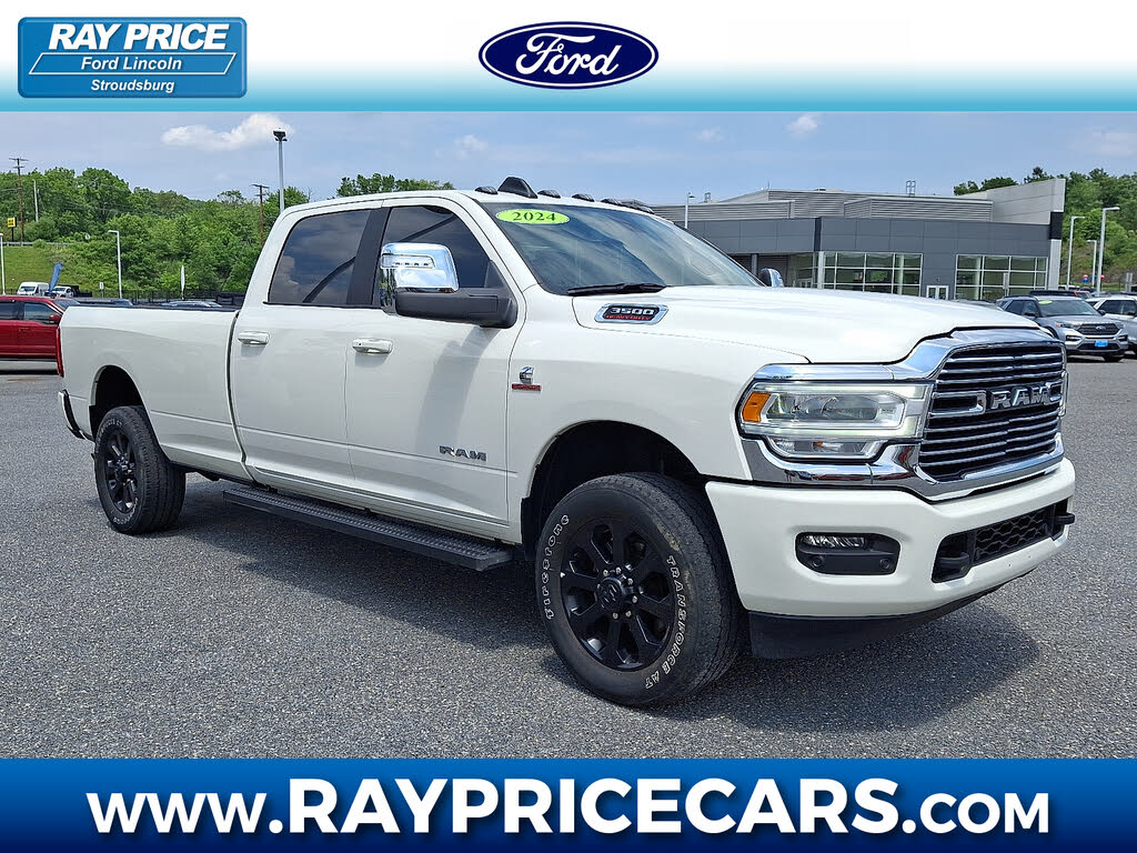 2024 RAM 3500 Laramie Crew Cab LB 4WD