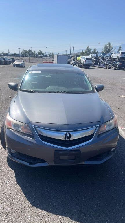 2013 Acura ILX 2.0L FWD with Technology Package