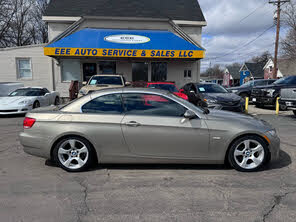 BMW 3 Series 328i Convertible RWD
