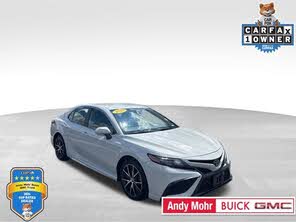 Toyota Camry SE FWD