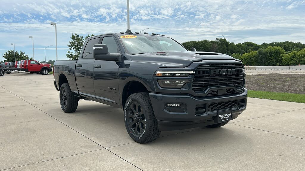 2025 RAM 2500 Laramie Crew Cab 4WD