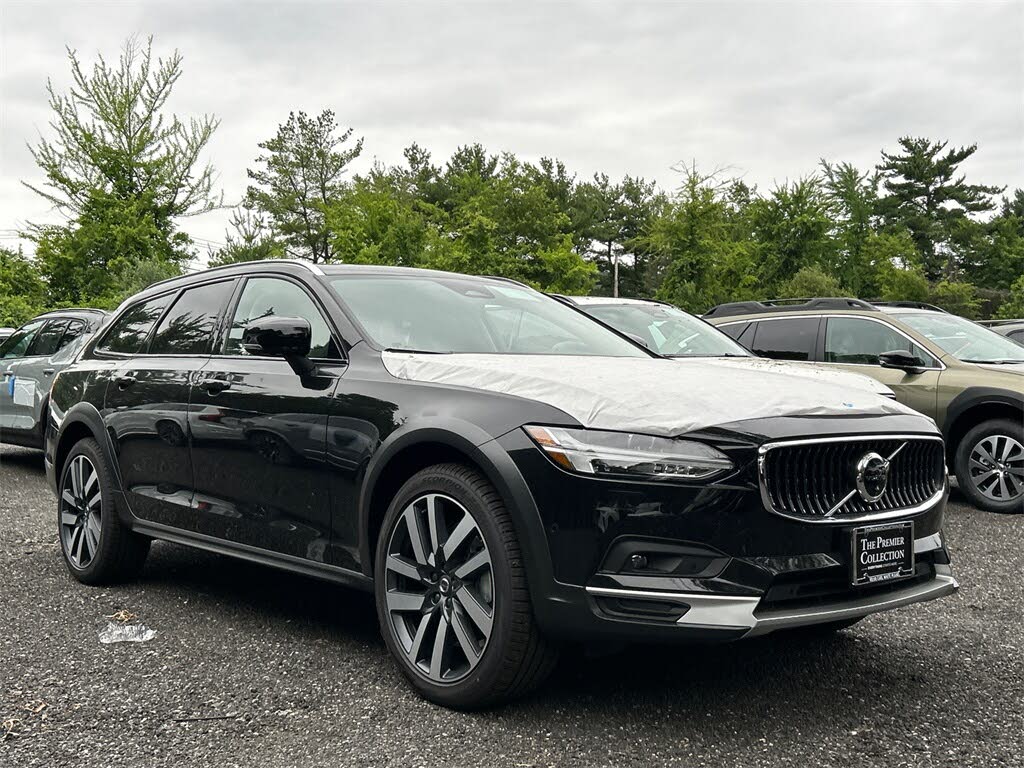 2026 Volvo V90 Cross Country B6 Ultra AWD