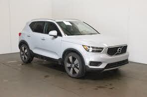 Volvo XC40 T5 Momentum AWD