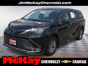 Toyota Sienna XLE 7-Passenger AWD
