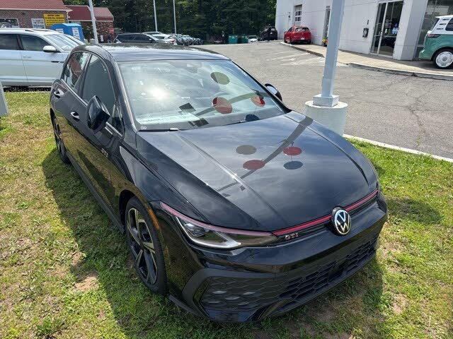 2025 Volkswagen Golf GTI SE FWD