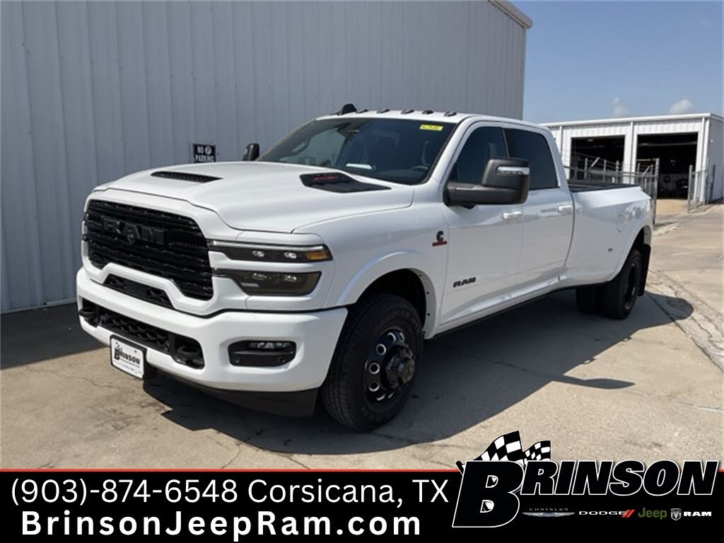 2025 RAM 3500 Limited Crew Cab LB DRW RWD