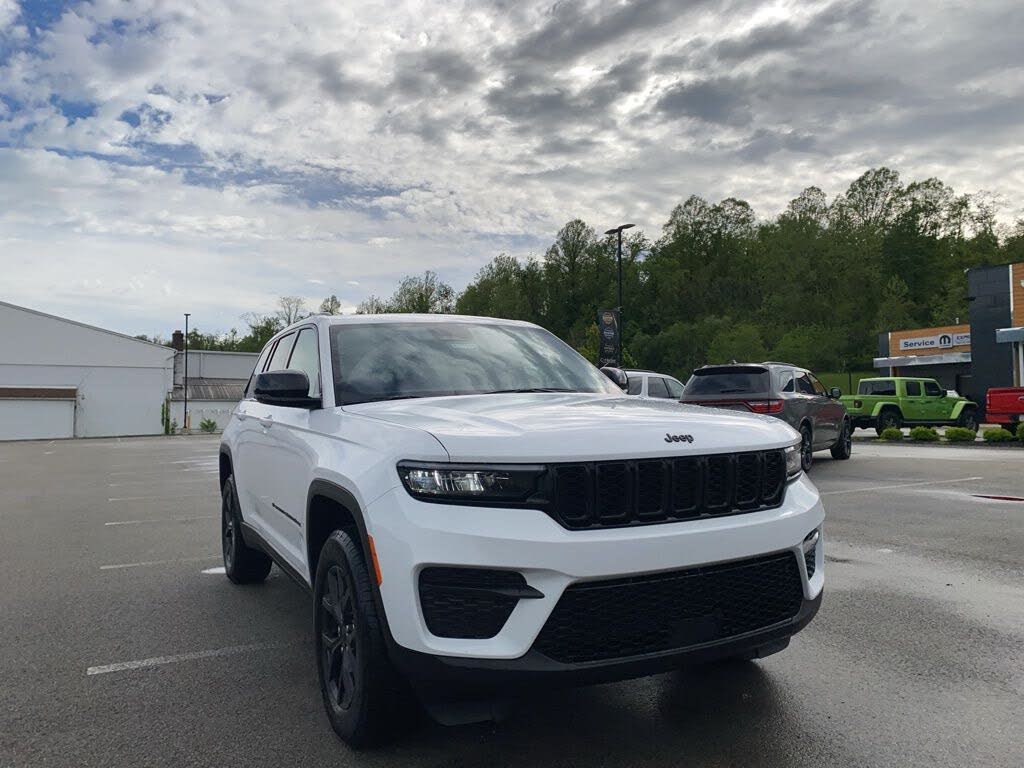 2025 Jeep Grand Cherokee Altitude X 4WD