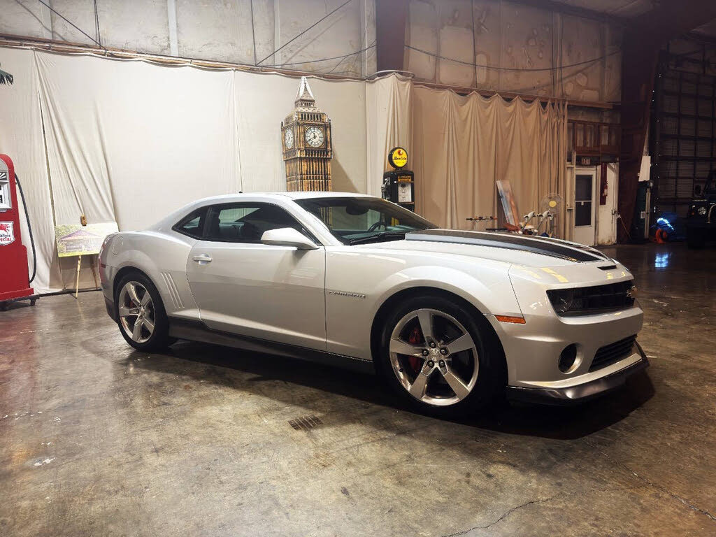 2010 Chevrolet Camaro 2SS Coupe RWD