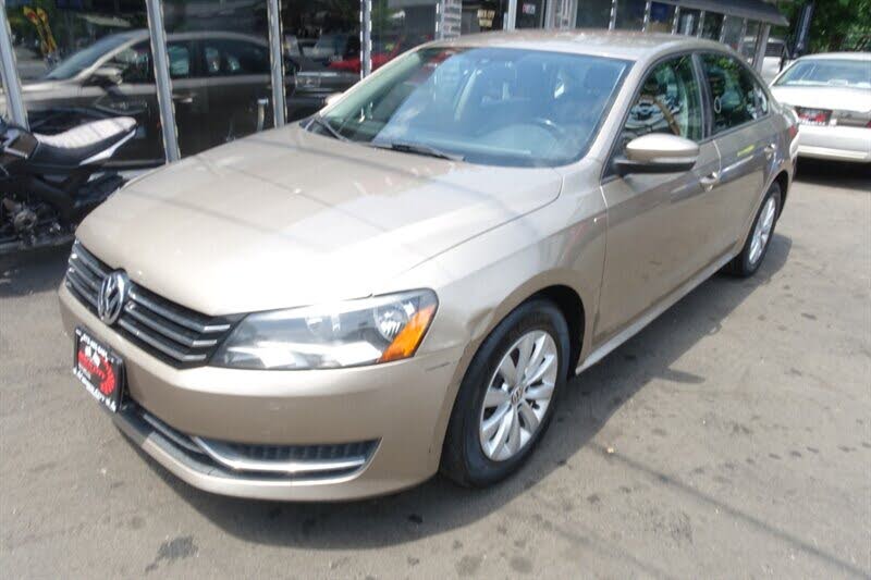 2015 Volkswagen Passat 1.8T S FWD