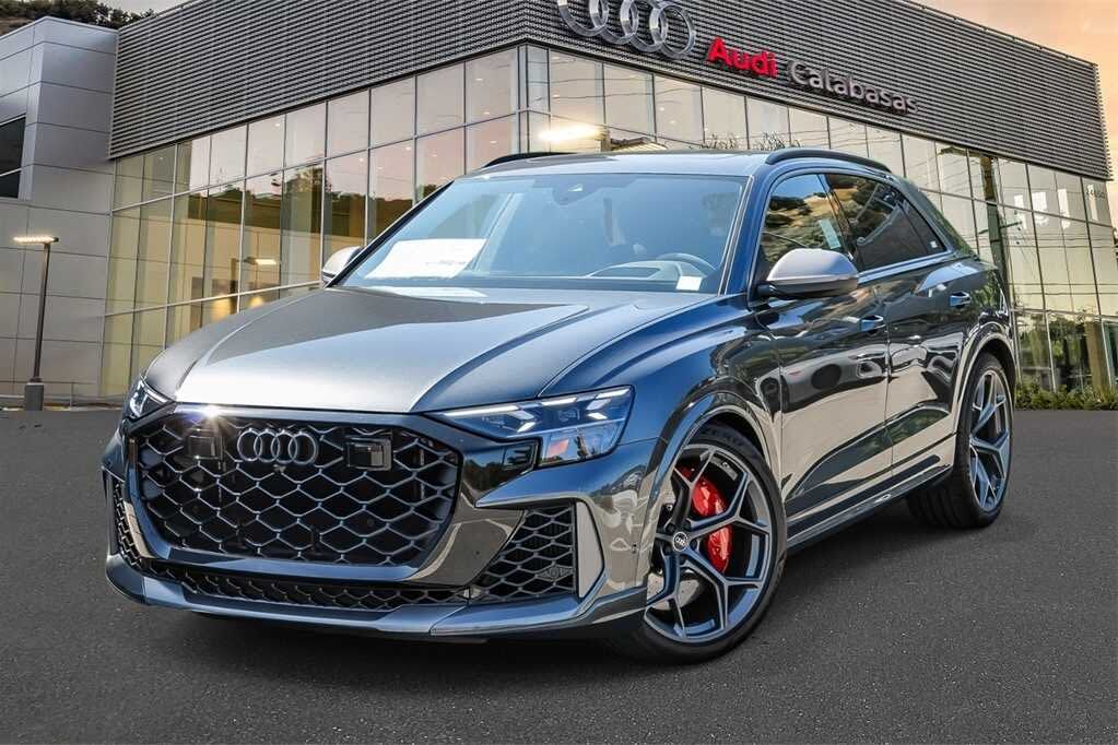 2025 Audi RS Q8 4.0T quattro Performance