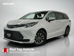 Toyota Sienna LE 8-Passenger AWD