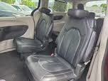 Chrysler Pacifica Touring L FWD