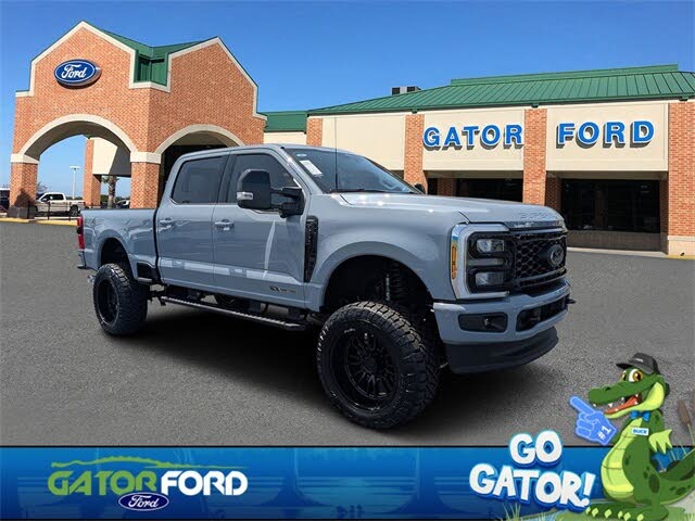 2025 Ford F-250 Super Duty Lariat Crew Cab 4WD