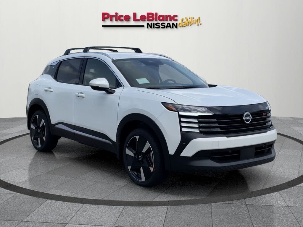 2025 Nissan Kicks SR FWD