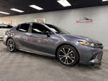 Toyota Camry SE FWD