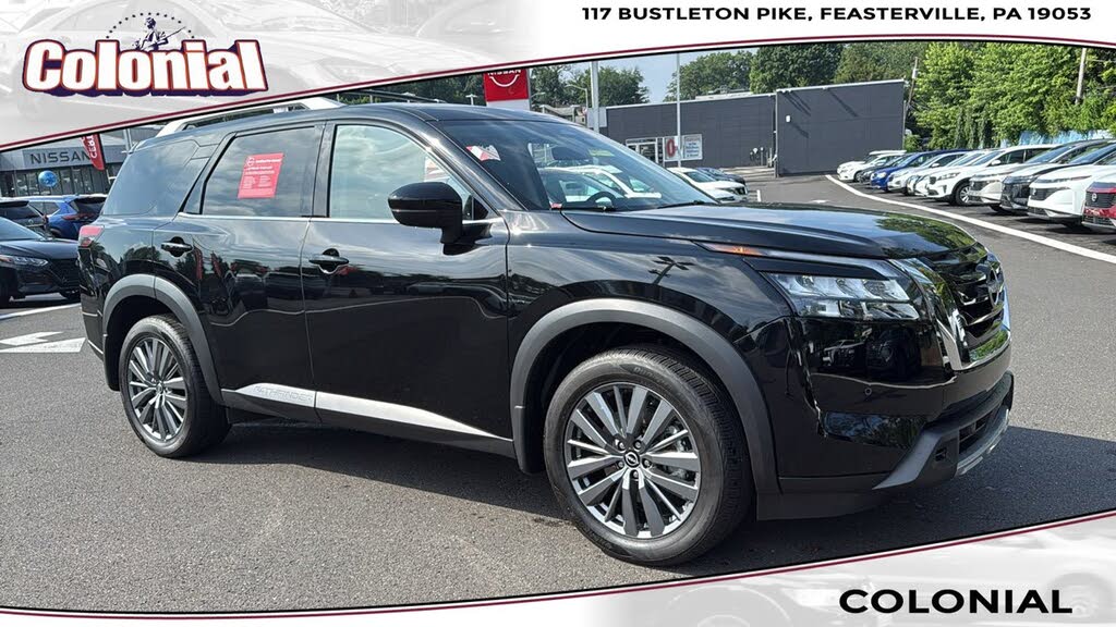 2025 Nissan Pathfinder SL 4WD