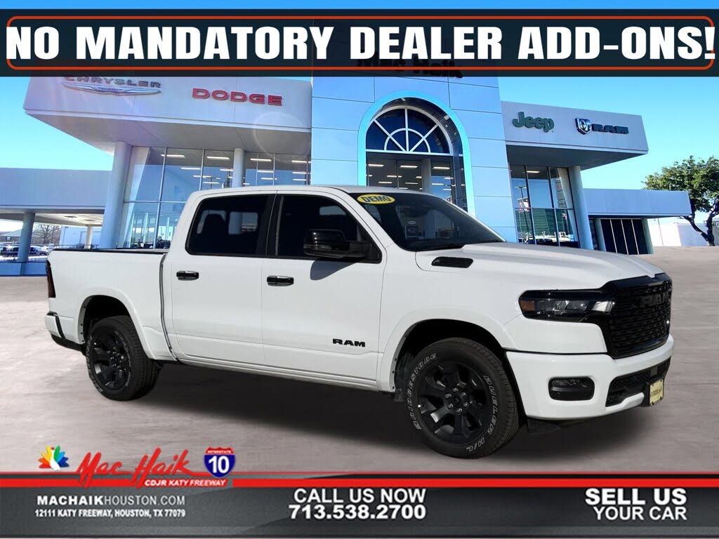 2025 RAM 1500 Lone Star Crew Cab 4WD