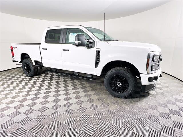 2025 Ford F-250 Super Duty XL Crew Cab 4WD