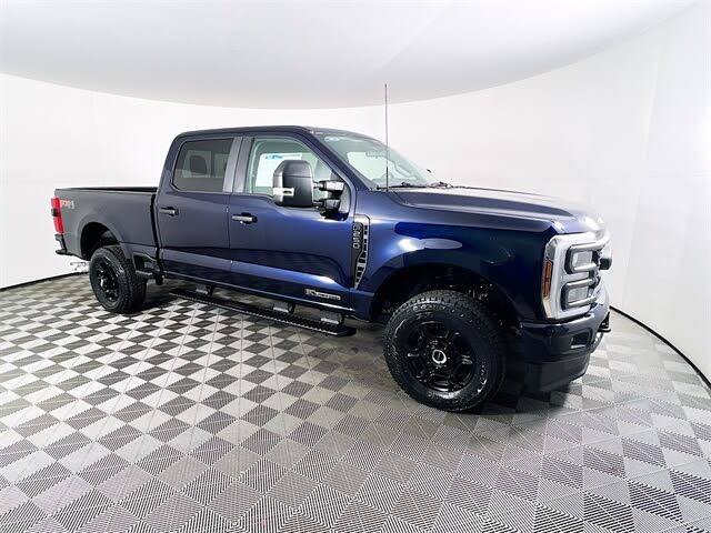 2025 Ford F-250 Super Duty XL Crew Cab 4WD