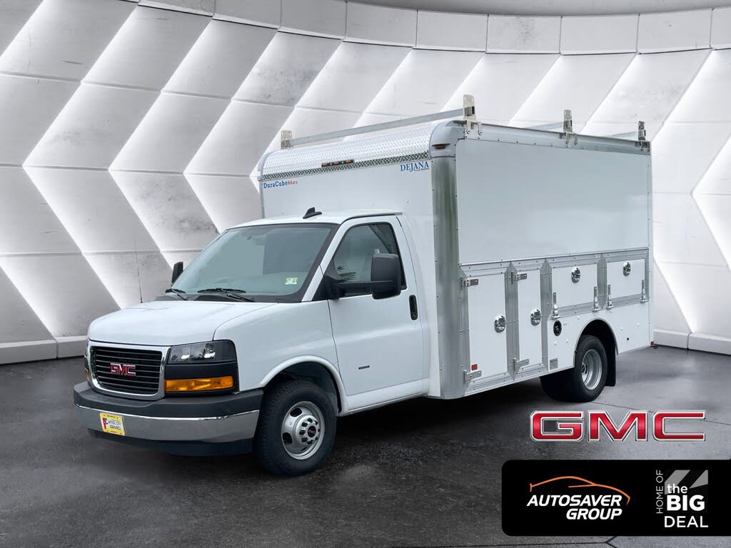2025 GMC Savana Chassis 3500 159 Cutaway RWD