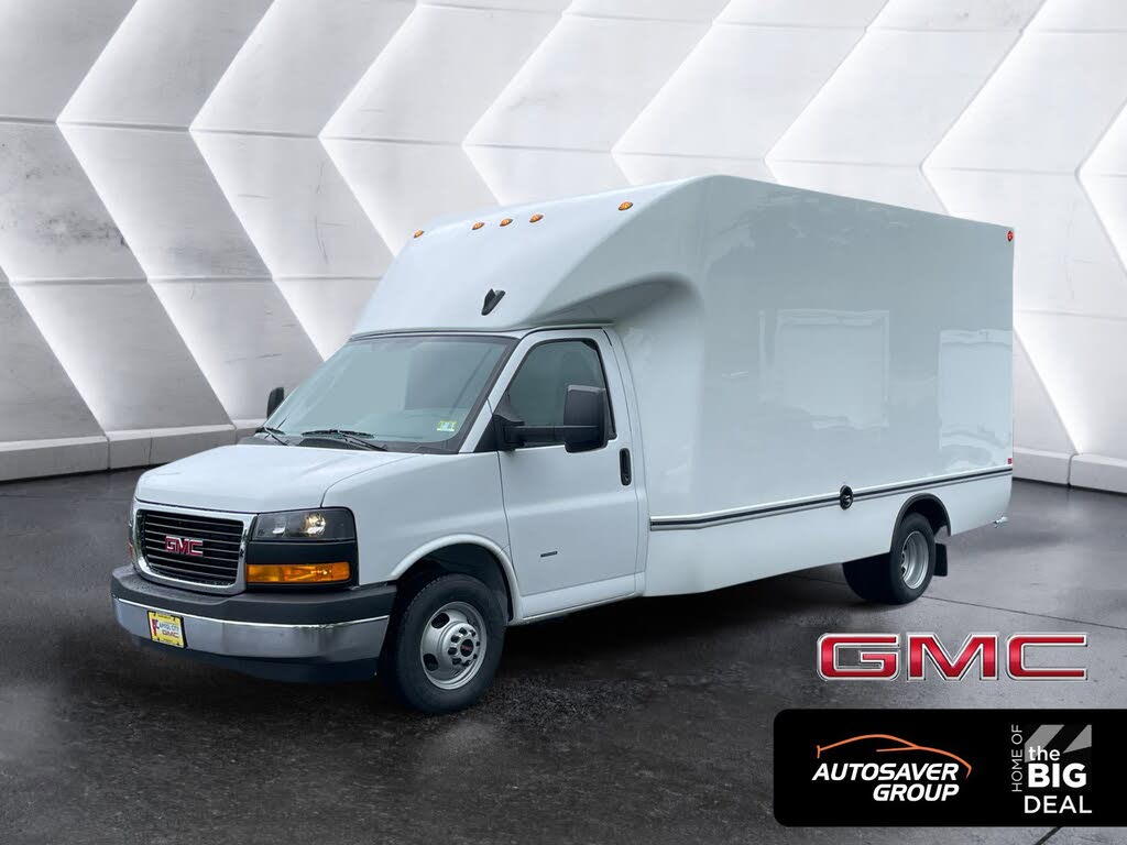 2025 GMC Savana Chassis 3500 177 Cutaway RWD