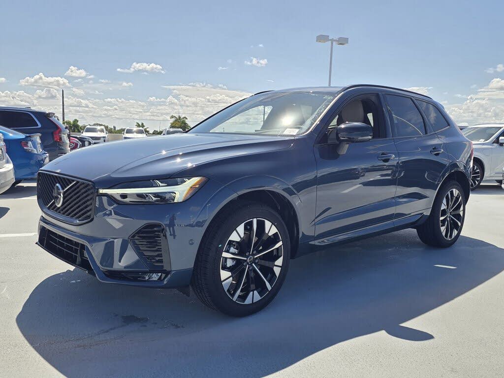 2026 Volvo XC60 B5 Plus AWD