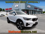 Volvo XC40 B5 Plus Bright Theme AWD