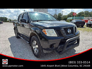 Nissan Frontier PRO-4X Crew Cab