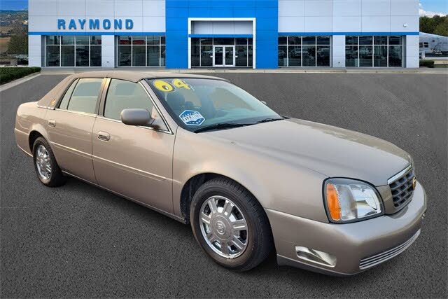 2004 Cadillac DeVille Sedan FWD