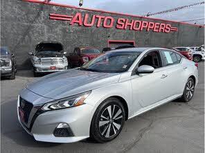 Nissan Altima 2.5 SV FWD