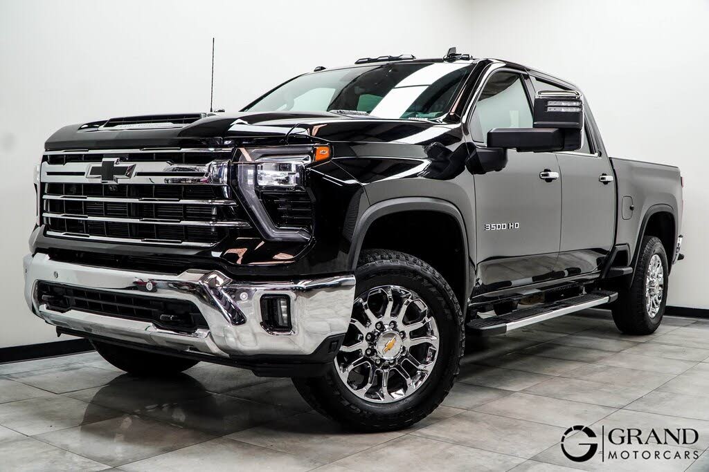 2024 Chevrolet Silverado 3500HD LTZ Crew Cab 4WD