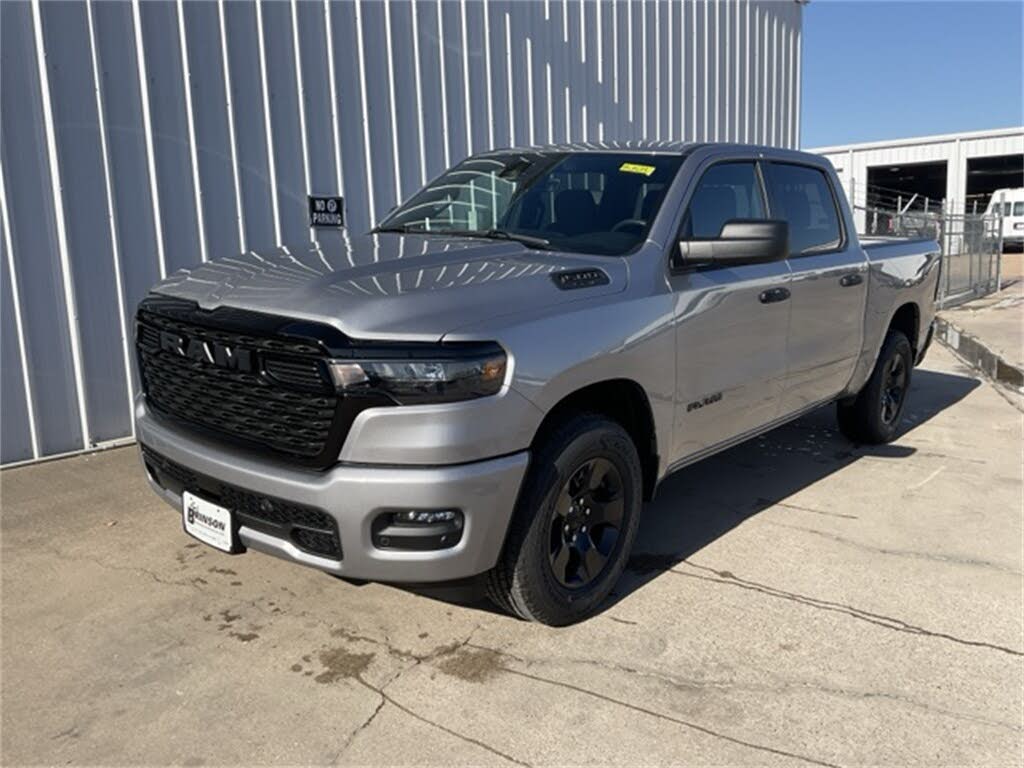 2025 RAM 1500 Tradesman Crew Cab 4WD