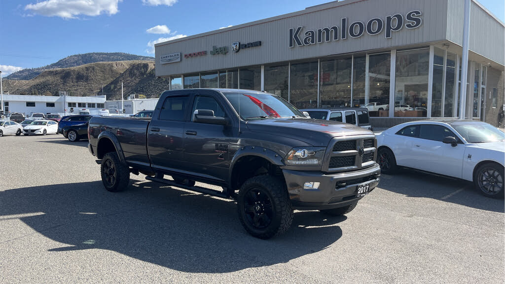 2017 RAM 3500 Laramie Crew Cab LB 4WD