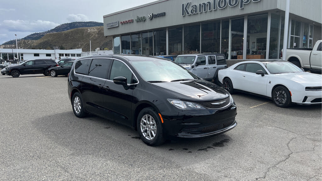 2025 Chrysler Grand Caravan SXT FWD