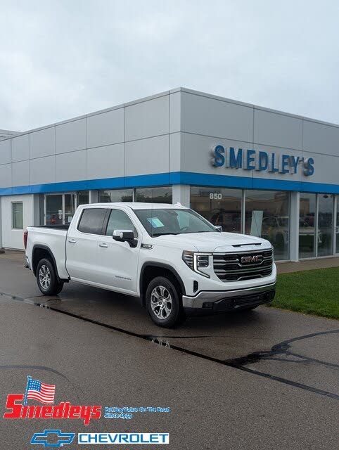 2024 GMC Sierra 1500 SLT Crew Cab 4WD